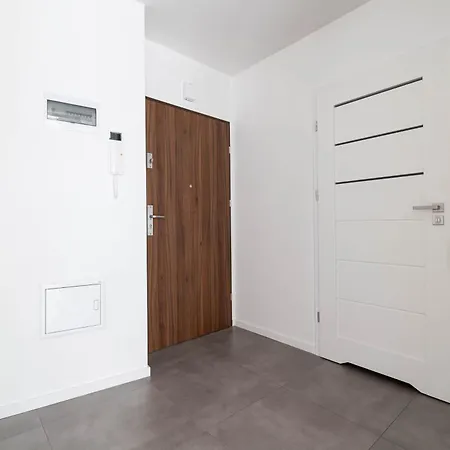 Park 3 Stawy - Free Parking - Self Check-in *