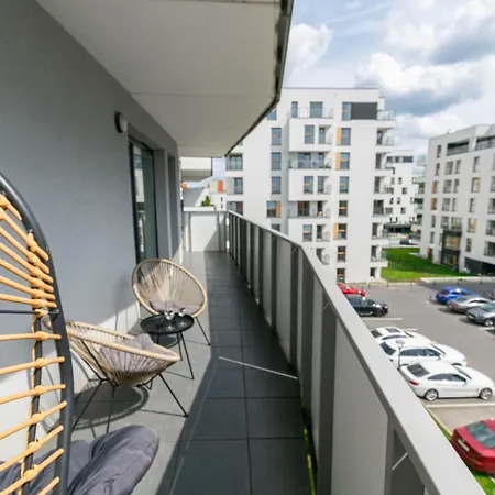 Park 3 Stawy - Free Parking - Self Check-in *