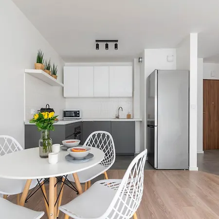 Park 3 Stawy - Free Parking - Self Check-in