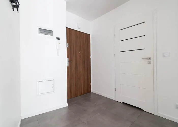 Park 3 Stawy - Free Parking - Self Check-in *