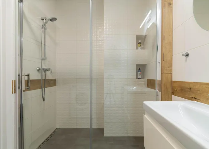 Apartment Park 3 Stawy - Free Parking - Self Check-in Kattowitz