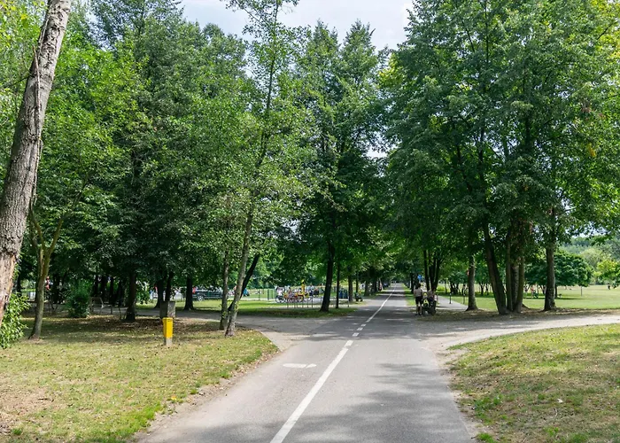 Park 3 Stawy - Free Parking - Self Check-in Apartment *